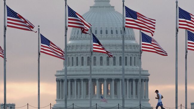 Вид на здание Капитолия в Вашингтоне. Архивное фото