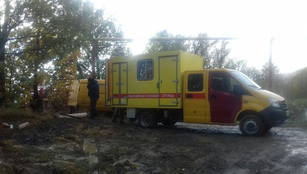 Аварийная служба на месте повреждения газопровода возле села Виноградное под Алуштой. 1 ноября 2017