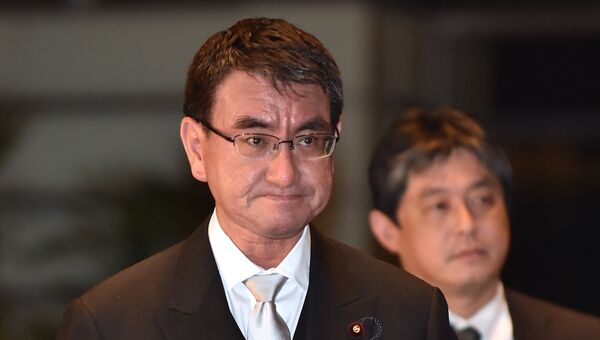 Министр иностранных дел Японии Таро Коно. Архивное фото