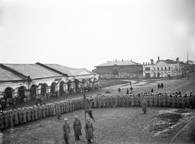 Празднование 1-ой годовщины Октябрьской Революции. 7 ноября 1918 год