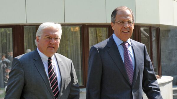 Глава МИД РФ Сергей Лавров и министр иностранных дел ФРГ Франк-Вальтер Штайнмайер во время одной из встреч