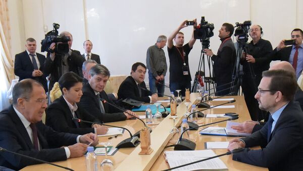 Министр иностранных дел РФ Сергей Лавров и генеральный секретарь ОБСЕ Томас Гремингер во время встречи в Москве. 3 ноября 2017