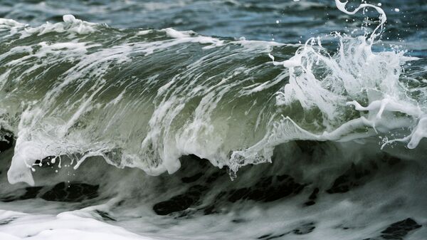 Волны на Черном море