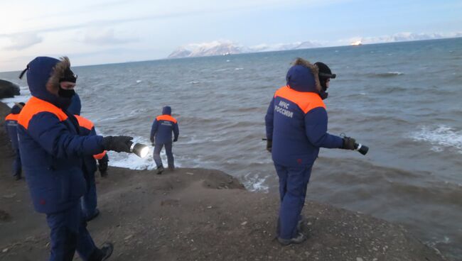 Спасатели продолжают поисковую операцию в районе крушения вертолёта Ми-8 у Шпицбергена. 3 ноября 2017