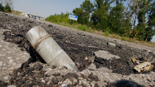 Снаряд на территории территорию Донецкой фильтровальной станции. Архивное фото