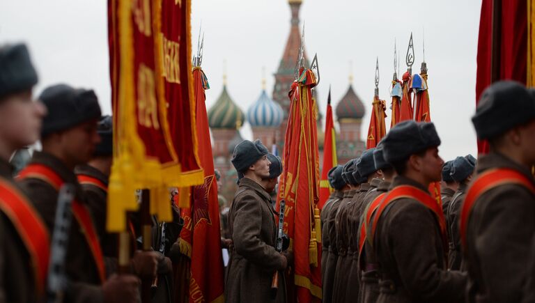 Генеральная репетиция марша, посвященного 76-й годовщине парада 1941 года, на Красной площади в Москве