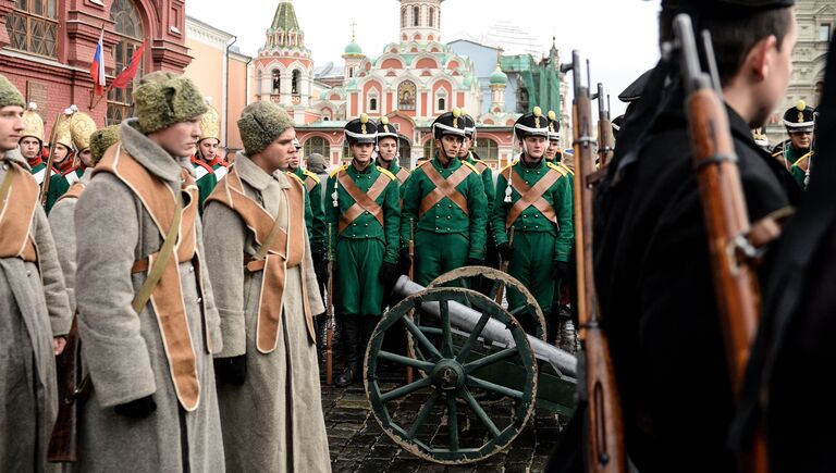 Генеральная репетиция марша, посвященного 76-й годовщине парада 1941 года, на Красной площади в Москве