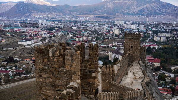 Генуэзская крепость в Крыму. Архивное фото