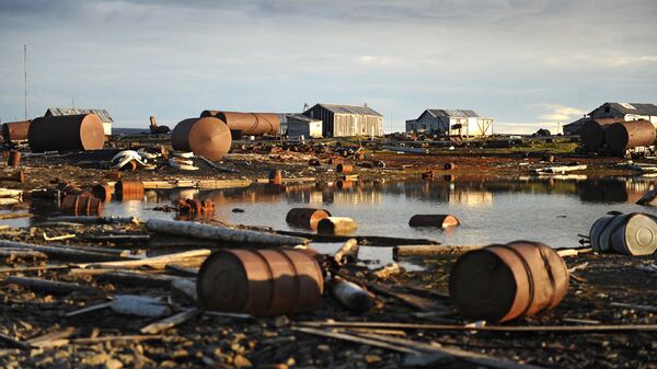 Военные РФ очистили от металлолома 260 гектаров в Арктике