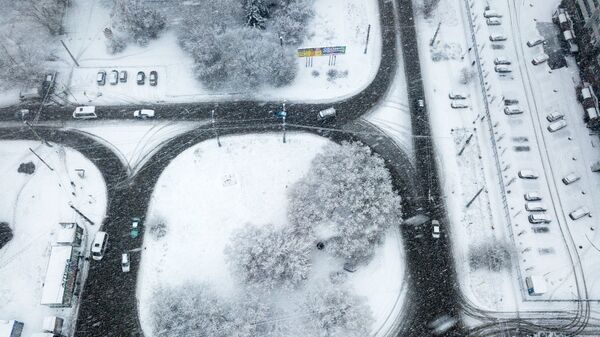 Улица Омска, засыпанная снегом