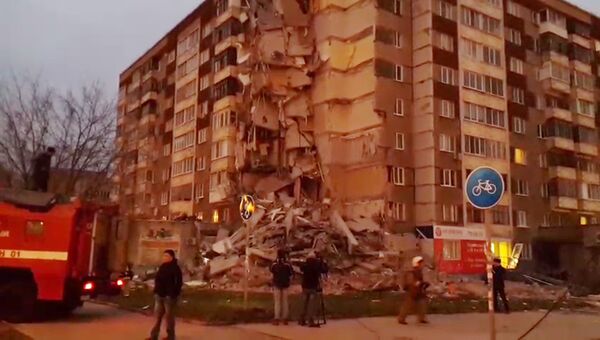 Часть жилого панельного дома №26 по Удмуртской улице обрушилась в Ижевске. 9 ноября 2017