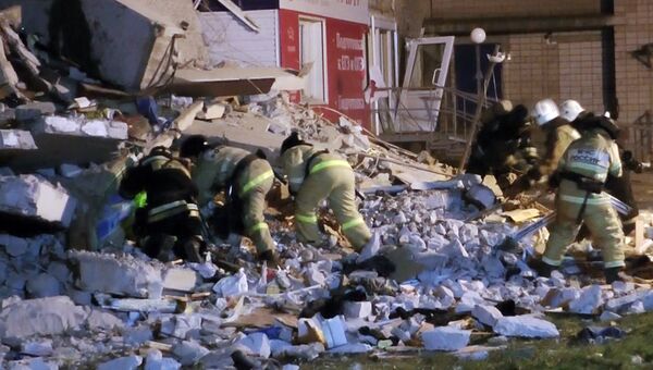 Разбор завалов обрушившегося жилого панельного дома №26 по Удмуртской улице в Ижевске. 9 ноября 2017