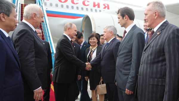 Визит президента РФ Владимира Путина во Вьетнам для участия в саммите АТЭС