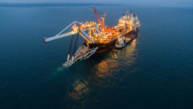 Судно-трубоукладчик Audacia во время строительства морского газопровода Турецкий поток. Архивное фото