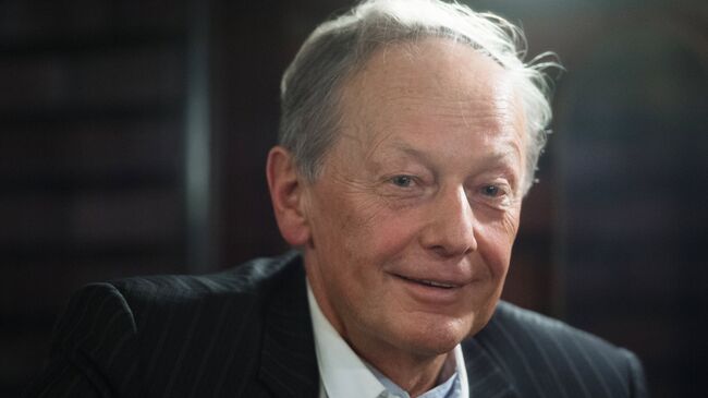 Писатель и сатирик Михаил Задорнов Писатель и сатирик Михаил Задорнов