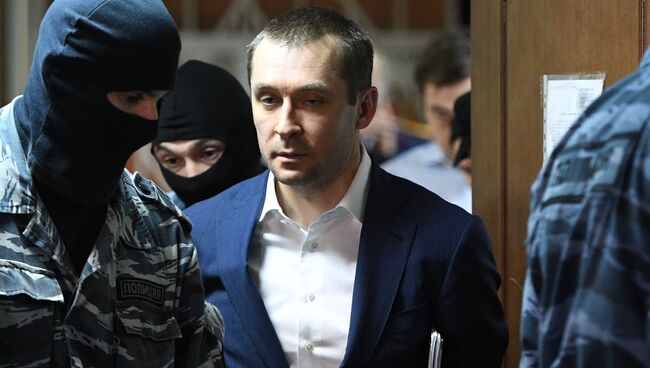 Дмитрий Захарченко в Пресненском суде города Москвы