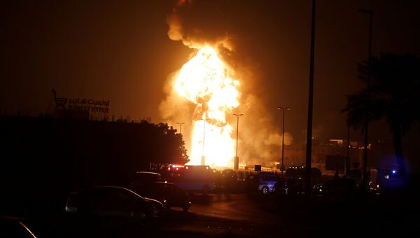 Пожар на нефтепроводе в Бахрейне. 10 ноября 2017