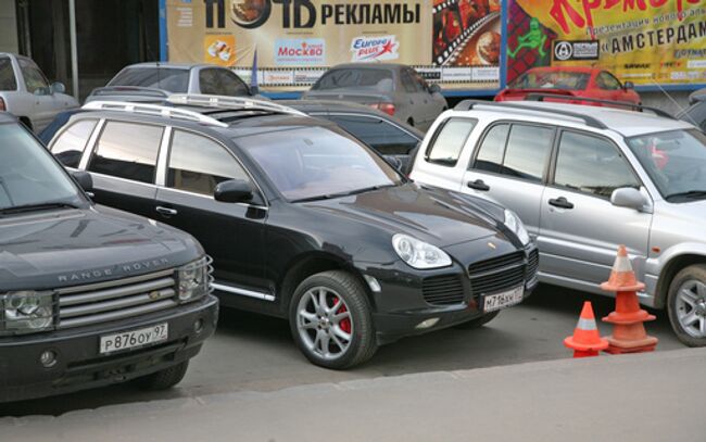 Автомобиль Porsche Cayenne 