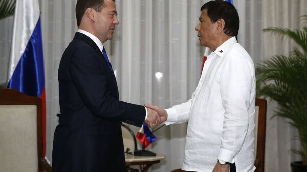  Председатель правительства РФ Дмитрий Медведев и президент Филиппин Родриго Дутерте