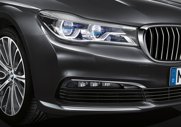Автомобиль BMW 7 Автомобиль BMW 7