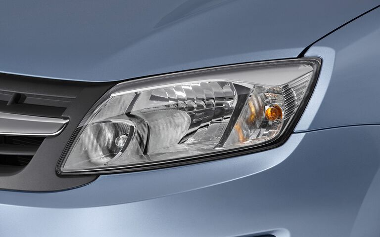Галогенная фара Lada Granta Галогенная фара Lada Granta
