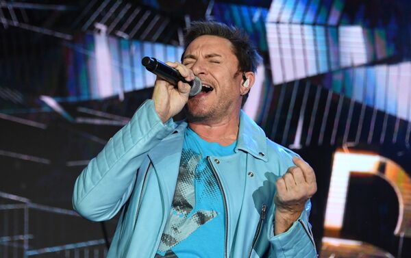 Вокалист группы Duran Duran Саймон Ле Бон Вокалист группы Duran Duran Саймон Ле Бон