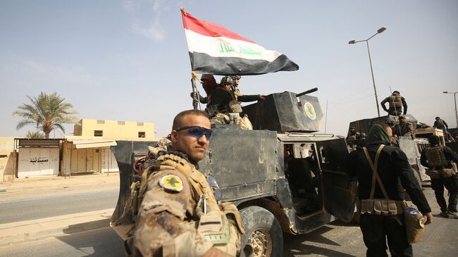 Иракские военные в провинции Анбар в районе ирако-сирийской границы. 4 ноября 2017. Архивное фото