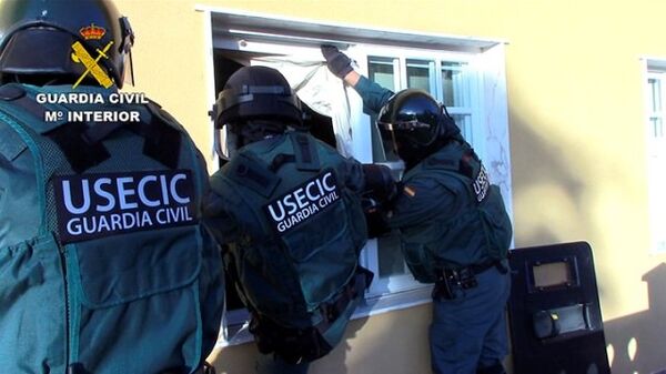 Национальная полиция Испании разоблачила деятельность группировки по торговле наркотиками