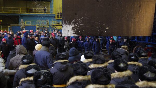 Церемония вывода из дока атомного подводного ракетоносца Князь Владимир проекта Борей-А. 17 ноября 2017