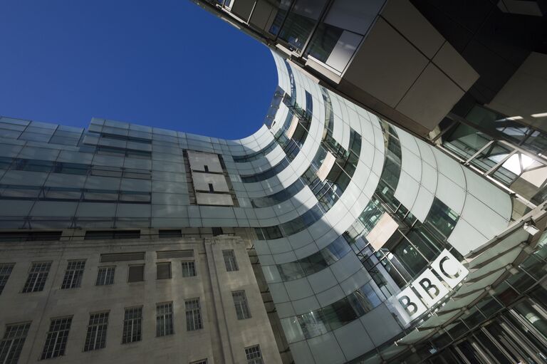 Штаб-квартира британская вещательной корпорации BBC в Лондоне