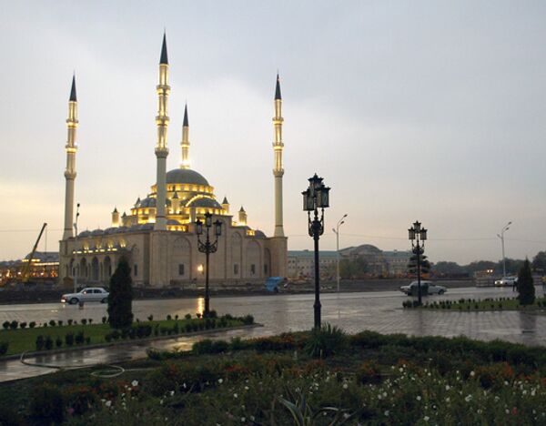 В Грозном открывается новая мечеть 