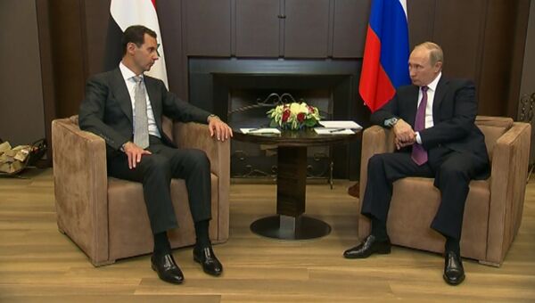 Асад поблагодарил россиян за помощь Сирии на встрече с Путиным в Сочи