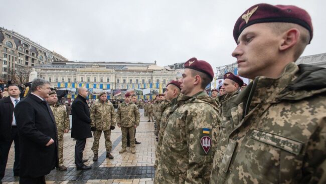 Участие Президента в церемонии переименования Высокомобильных десантных войск в Десантно-штурмовые войска и установление Дня десантно-штурмовых войск ВСУ. 21 ноября 2017