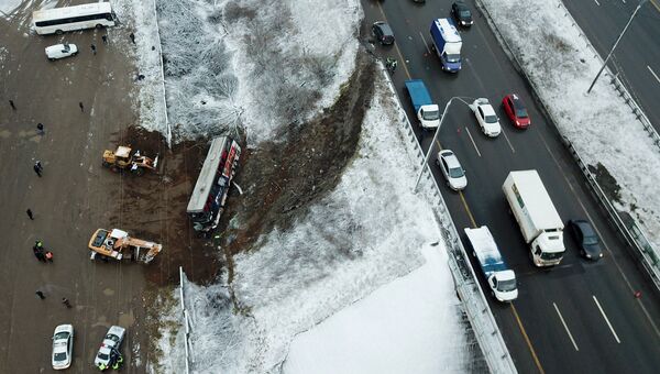 Устранение последствий ДТП с пассажирским автобусом на трассе М4 в Домодедовском районе. 21 ноября 2017