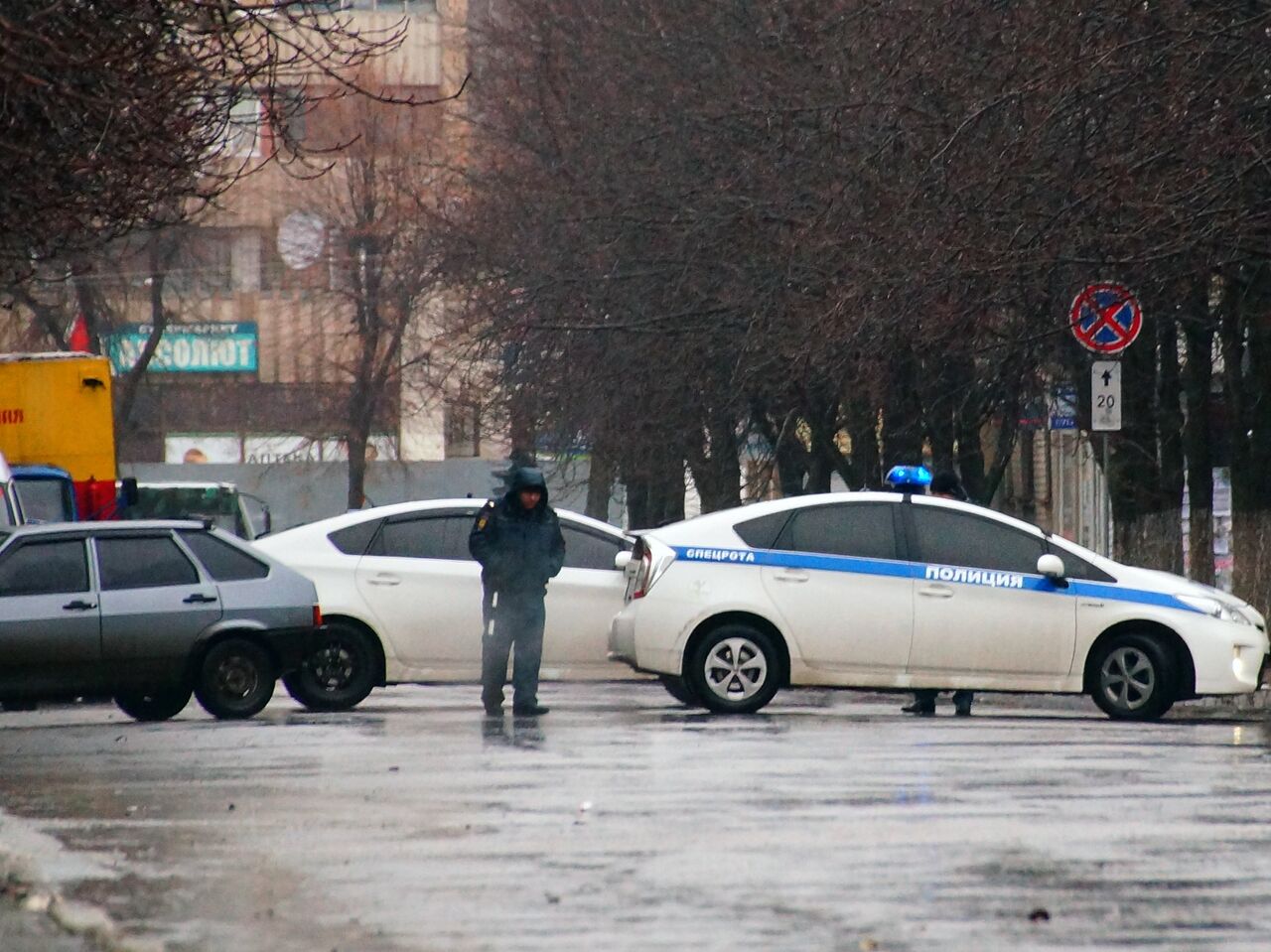 В ЛНР возле освобожденного Беловодска нашли тайник с оружием и боеприпасами  - РИА Новости, 16.03.2022