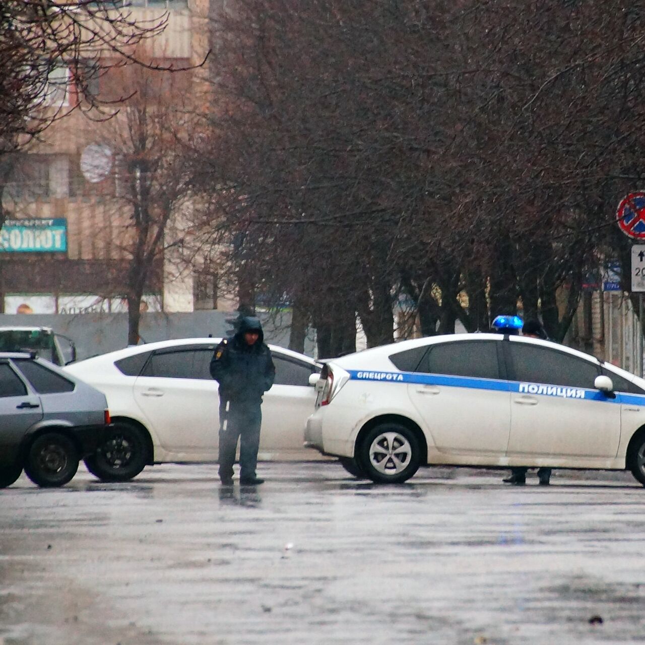 В ЛНР возле освобожденного Беловодска нашли тайник с оружием и боеприпасами  - РИА Новости, 16.03.2022