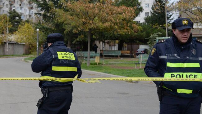 Сотрудники полиции во время контртеррористической операции в Тбилиси. 22 ноября 2017