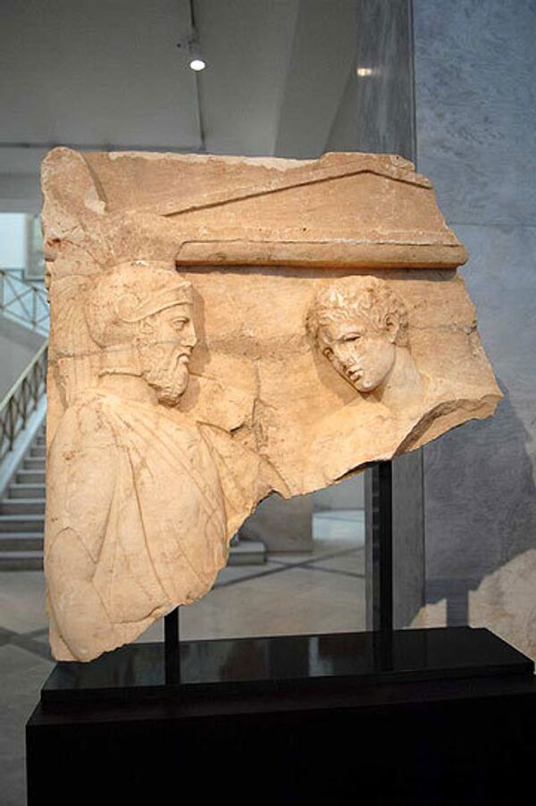Два ценных античных экспоната вернулись в Грецию из США