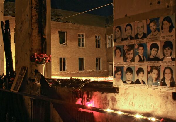 День памяти жертв теракта прошел в Беслане