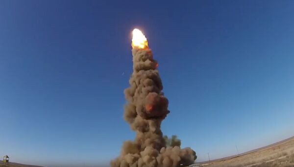 Пуск модернизированной противоракеты системы ПРО на полигоне Сары-Шаган Пуск модернизированной противоракеты системы ПРО на полигоне Сары-Шаган