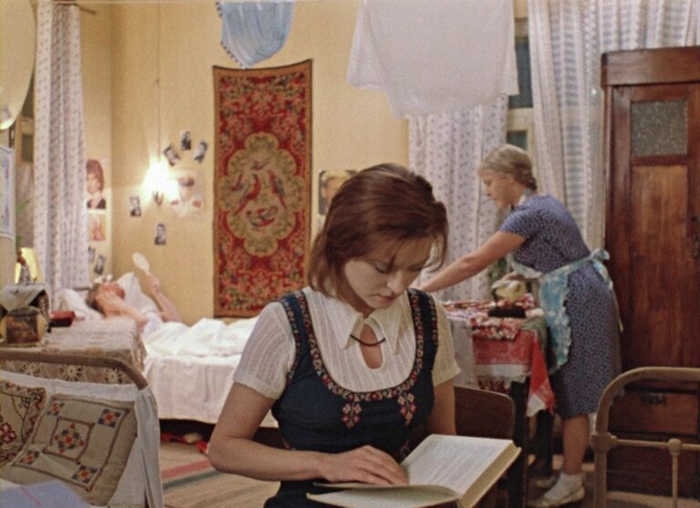 Кадр из фильма Москва слезам не верит