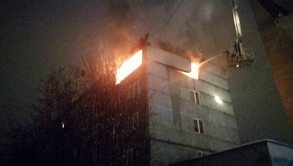 На месте пожара в жилом доме в Мурманске. 24 ноября 2017
