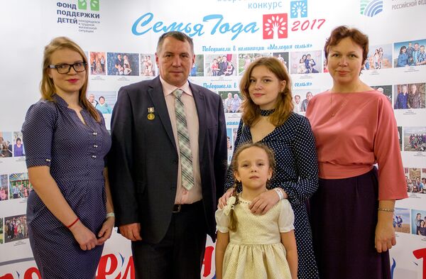 Семья Смирновых - одни из победителей в номинации Сельская семья Семья Смирновых - одни из победителей в номинации Сельская семья