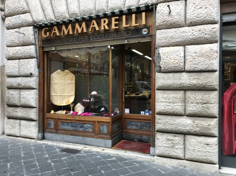 Мастерская Лоренцо Гаммарелл в Ватикане Мастерская Лоренцо Гаммарелл в Ватикане