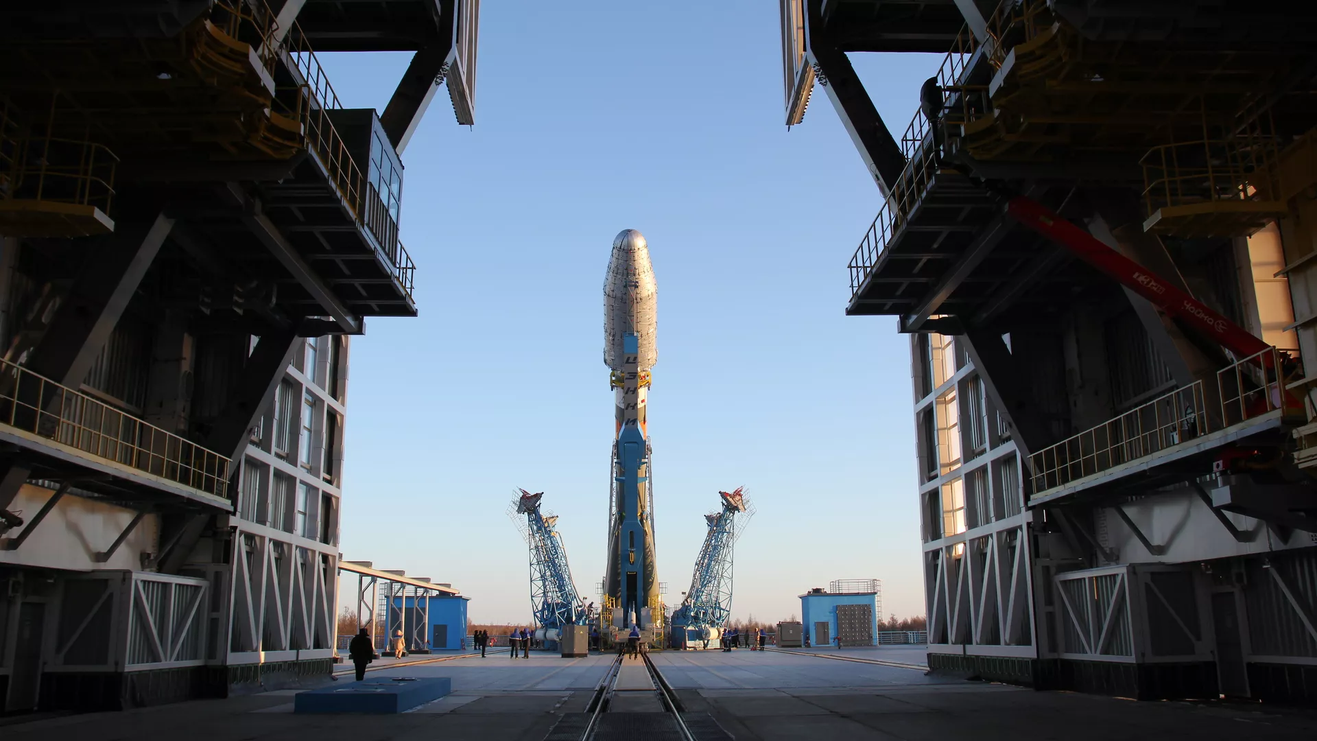Изображение ракеты космического назначения