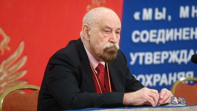 Член МХГ Валерий Борщев