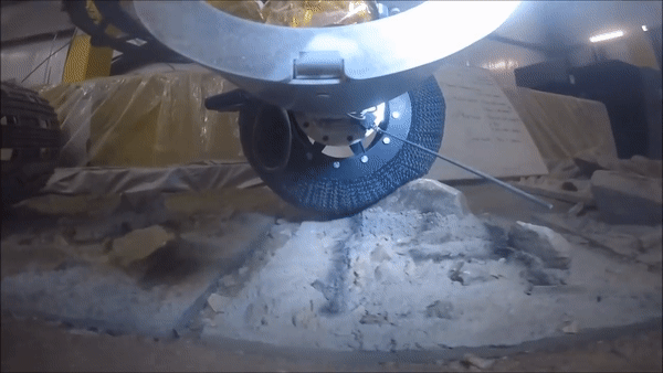NASA создало непробиваемую шину из титанового сплава