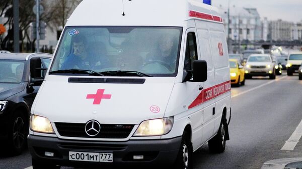 Автомобиль скорой медицинской помощи на улице Москвы