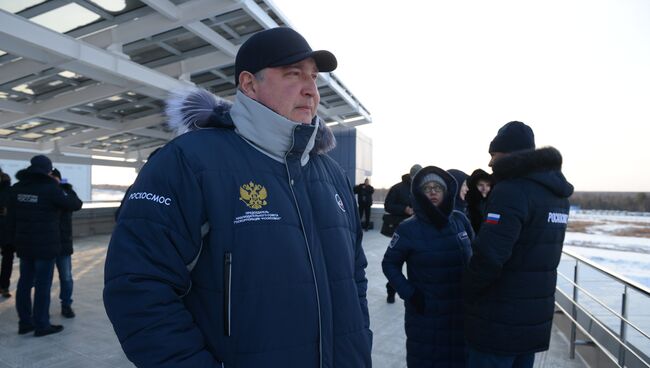 Дмитрий Рогозин на космодроме Восточный перед стартом ракеты-носителя Союз-2.1б. 28 ноября 2017