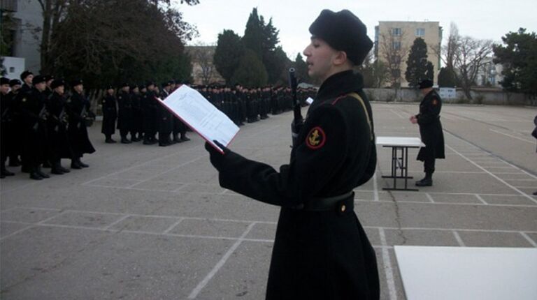 Прохождение службы француза с двойным гражданством Яна Авриля гранатометчиком в 542-м батальоне морской пехоты в Севастополе Прохождение службы француза с двойным гражданством Яна Авриля гранатометчиком в 542-м батальоне морской пехоты в Севастополе